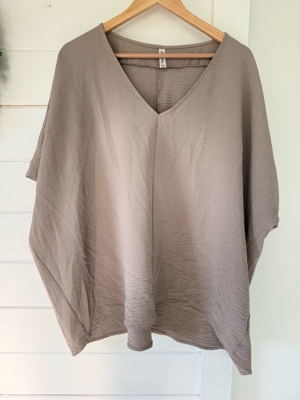 Zenana V‑Neck Taupe Oversized Tunic Top